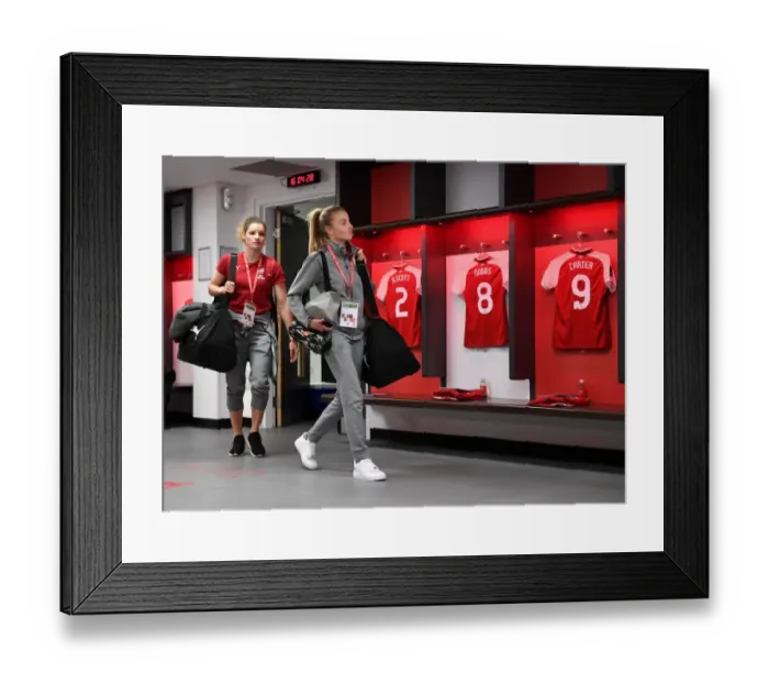 Framed Print : Leah Williamson of Arsenal: FA Cup Final Showdown against Chelsea Ladies Framed Print : Leah Williamson of Arsenal: FA Cup Final Showdown against Chelsea Ladies