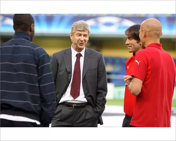 Arsenal manager Arsene Wenger with ex Arsenal players
