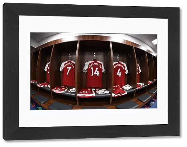 Arsenal Changing Room: Gearing Up for the Leicester Showdown (2017-18)