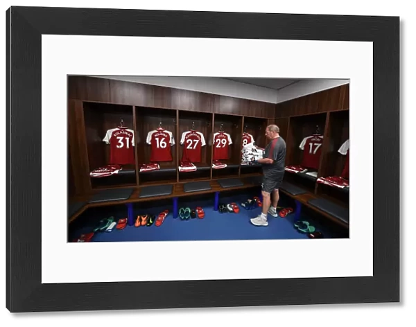 Arsenal Kit Manager Vic Akers in the Away Changing Room: Leicester City vs Arsenal, Premier League 2017-18