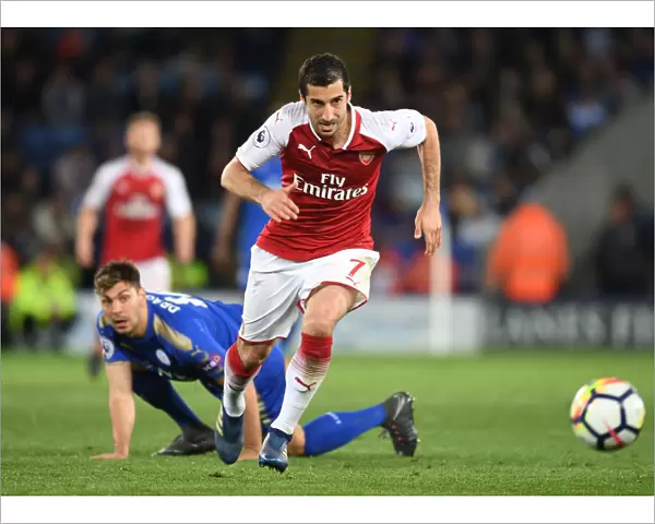 Mkhitaryan Outmaneuvers Dragovic: Leicester vs Arsenal, Premier League Showdown