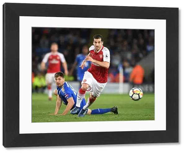 Mkhitaryan's Magic: Outsmarting Dragovic in Arsenal's Premier League Victory