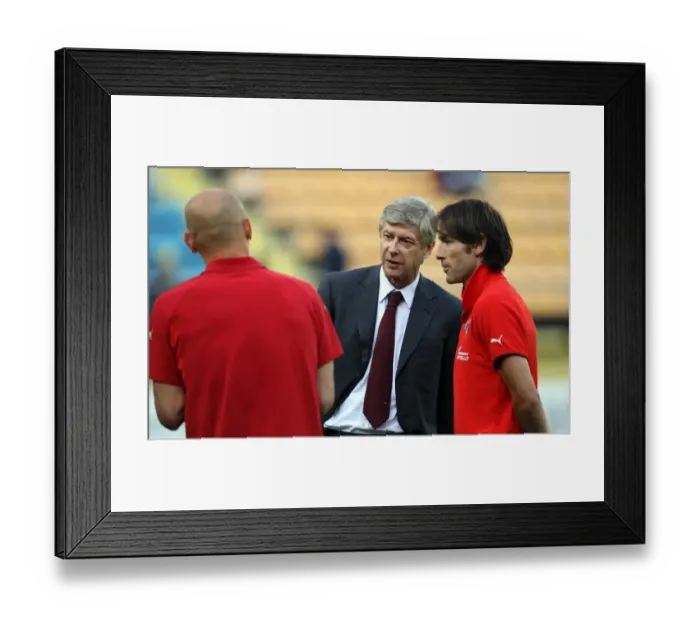 Framed Print : Wenger Reunites with Cygan and Pires: Arsenal's Champions League Showdown at Villarreal, 2009