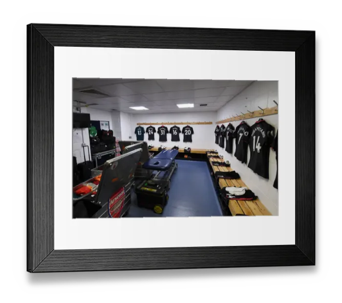 Framed Print : Arsenal Changing Room Before Huddersfield Town Match, Premier League 2017-18 Framed Print : Arsenal Changing Room Before Huddersfield Town Match, Premier League 2017-18