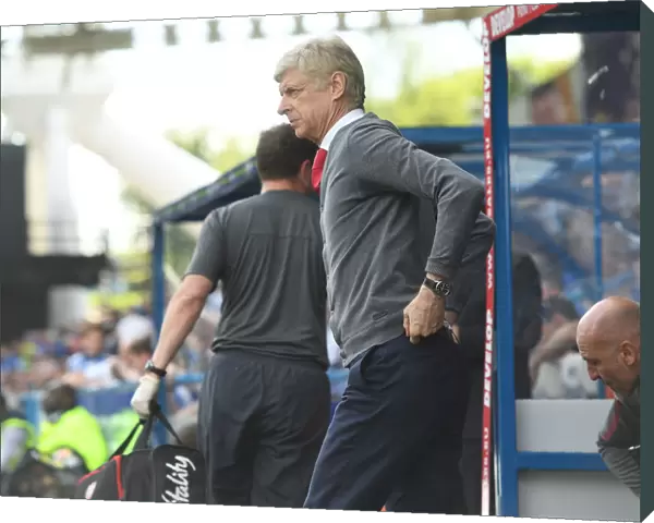 Arsene Wenger's Farewell Battle: Huddersfield Town vs. Arsenal (2017-18)