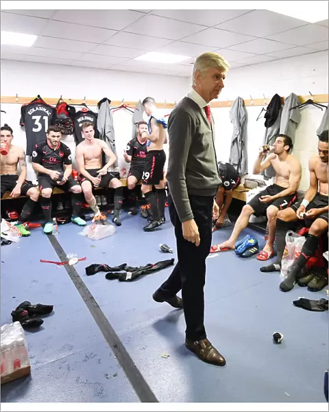 Arsene Wenger: Last Reflections in the Arsenal Changing Room (Huddersfield Town, 2018)