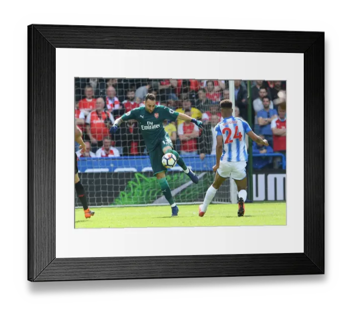 Framed Print : David Ospina: Arsenal's Huddersfield Guardian (2017-18)