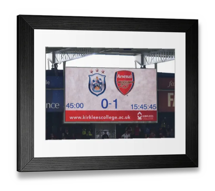 Framed Print : Huddersfield Town vs. Arsenal: Scoreboard Highlights Premier League 2017-18