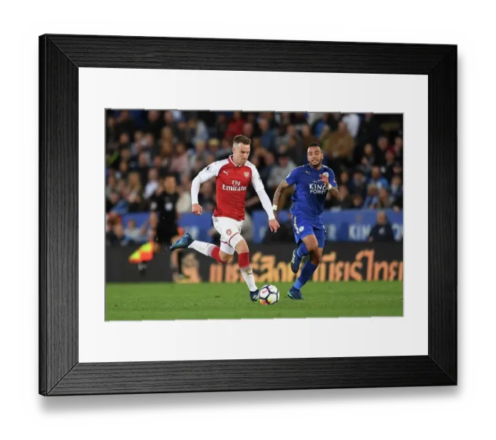 Framed Print : Aaron Ramsey (Arsenal) Danny Simpson (Leicester) Framed Print : Aaron Ramsey (Arsenal) Danny Simpson (Leicester)