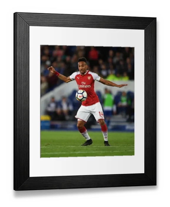 Framed Print : Aubameyang in Action: Arsenal vs Leicester City, Premier League 2017-18 Framed Print : Aubameyang in Action: Arsenal vs Leicester City, Premier League 2017-18