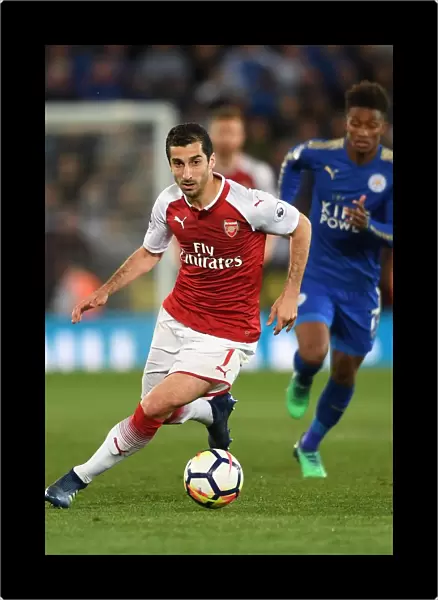 Henrikh Mkhitaryan in Action: Premier League Clash between Leicester City and Arsenal (2017-18)