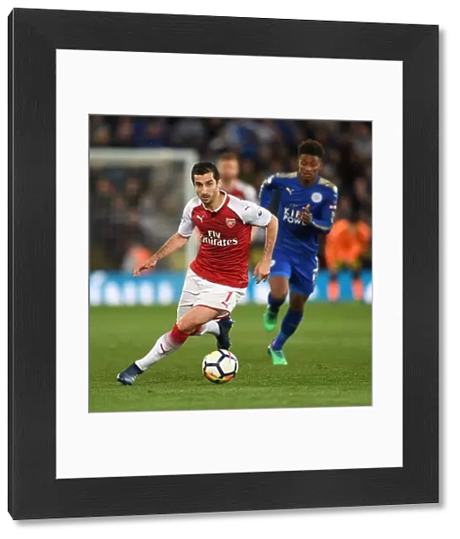 Henrikh Mkhitaryan in Action: Premier League Clash between Leicester City and Arsenal (2017-18)