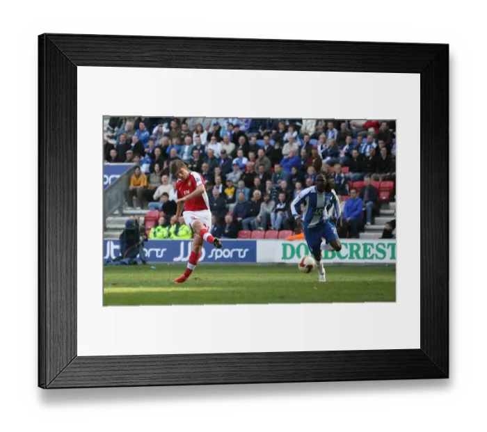 Framed Print : Andrey Arshavin scores Arsenals 3rd under presure Framed Print : Andrey Arshavin scores Arsenals 3rd under presure