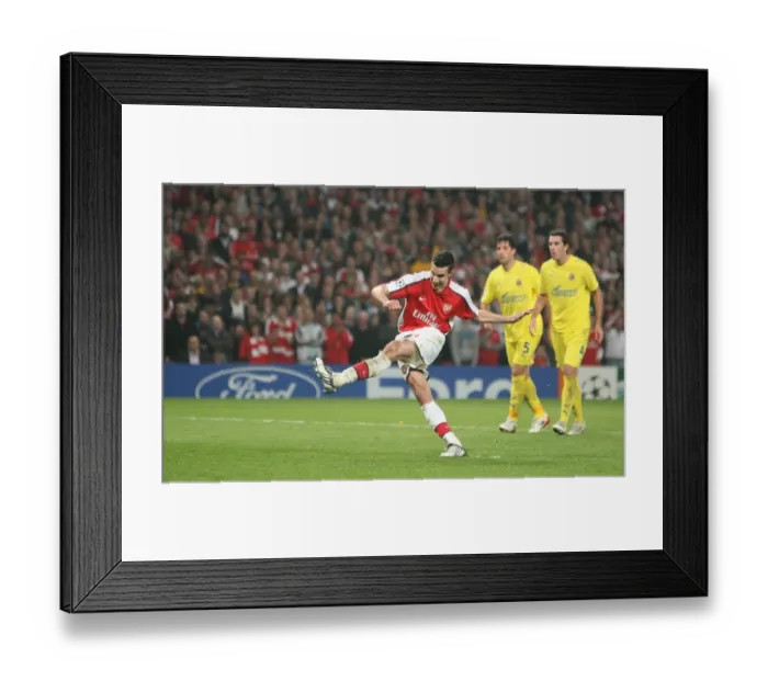 Framed Print : Robin van Persie's Penalty: Arsenal's 3rd Goal vs. Villarreal in UEFA Champions League Quarterfinals (15 / 4 / 2009) Framed Print : Robin van Persie's Penalty: Arsenal's 3rd Goal vs. Villarreal in UEFA Champions League Quarterfinals (15 / 4 / 2009)