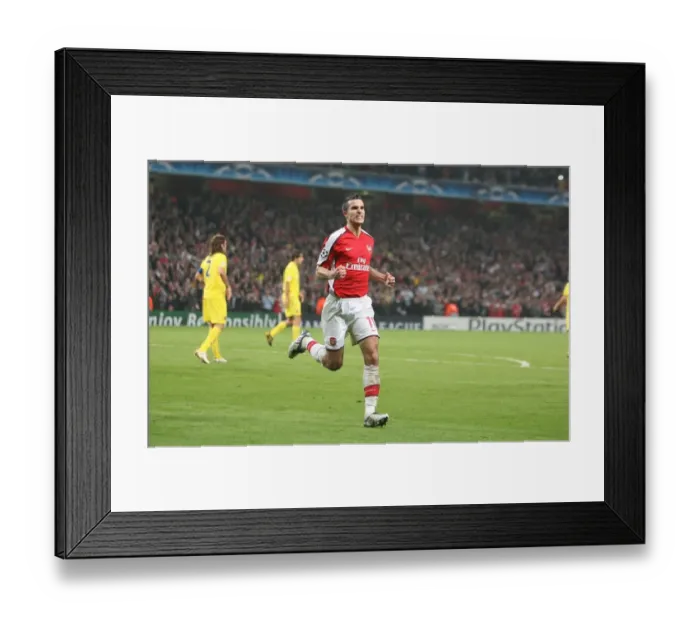 Framed Print : Robin van Persie's Triumph: Arsenal's 3rd Goal vs Villarreal, UEFA Champions League Quarterfinals