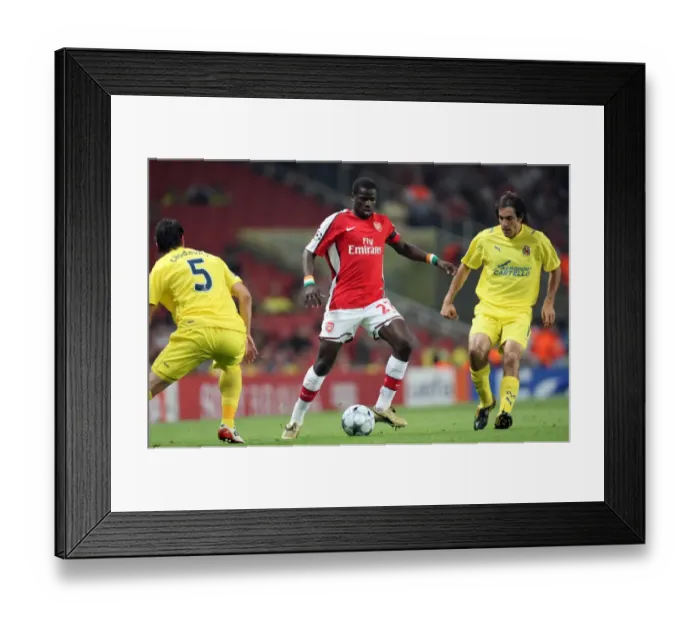 Framed Print : Emmanuel Eboue (Arsenal) Robert Pires and Joan Capdevila (Villarreal) Framed Print : Emmanuel Eboue (Arsenal) Robert Pires and Joan Capdevila (Villarreal)