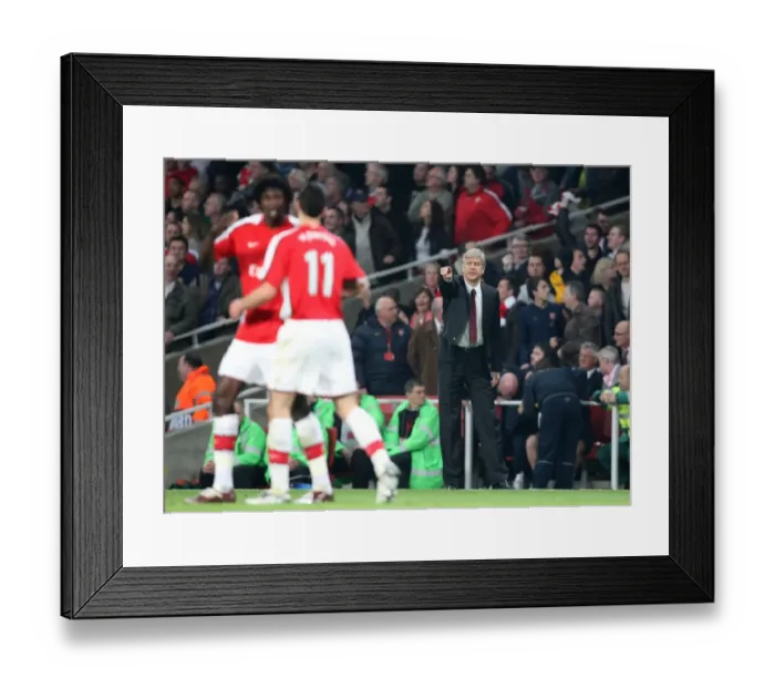 Framed Print : Arsene Wenger the Arsenal Manager passes on some instructions