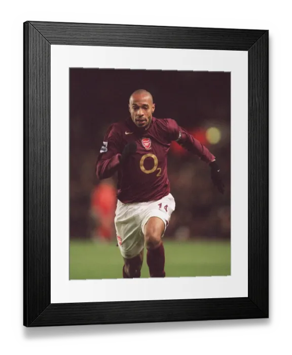 Framed Print : Thierry Henry (Arensal). Arsenal 0: 2 Chelsea. FA Premier League Framed Print : Thierry Henry (Arensal). Arsenal 0: 2 Chelsea. FA Premier League