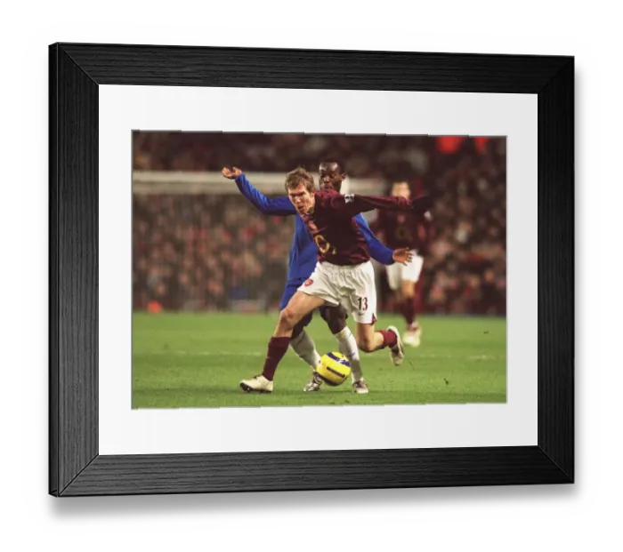 Framed Print : Hleb and Essien Clash: Arsenal 0-2 Chelsea in FA Premier League Showdown Framed Print : Hleb and Essien Clash: Arsenal 0-2 Chelsea in FA Premier League Showdown