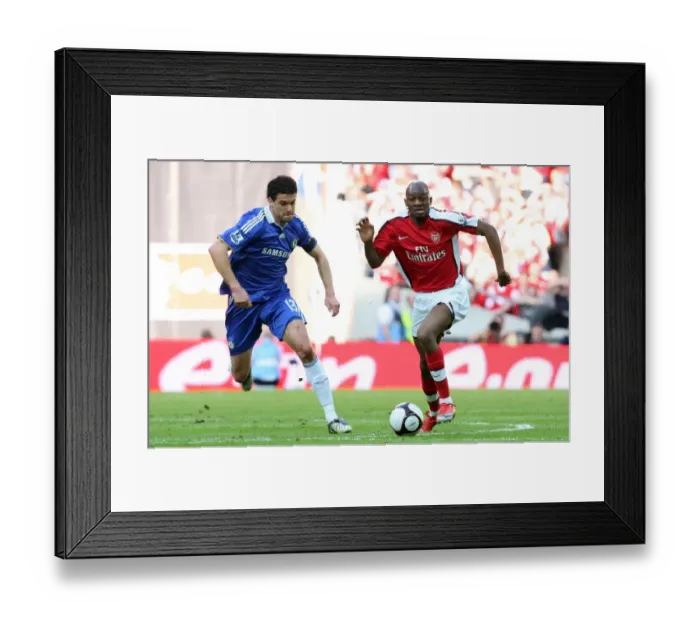 Framed Print : Abou Diaby vs Michael Ballack: Arsenal's Heartbreak at the FA Cup Semi-Final against Chelsea (18 / 4 / 09) Framed Print : Abou Diaby vs Michael Ballack: Arsenal's Heartbreak at the FA Cup Semi-Final against Chelsea (18 / 4 / 09)