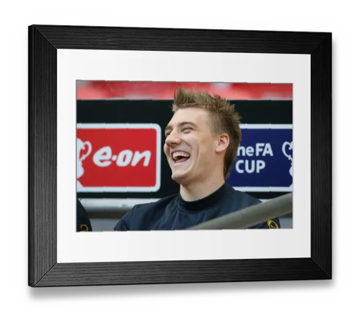 Framed Print : Nicklas Bendtner in Action: Arsenal vs. Chelsea FA Cup Semi Final at Wembley Stadium, 2009 Framed Print : Nicklas Bendtner in Action: Arsenal vs. Chelsea FA Cup Semi Final at Wembley Stadium, 2009