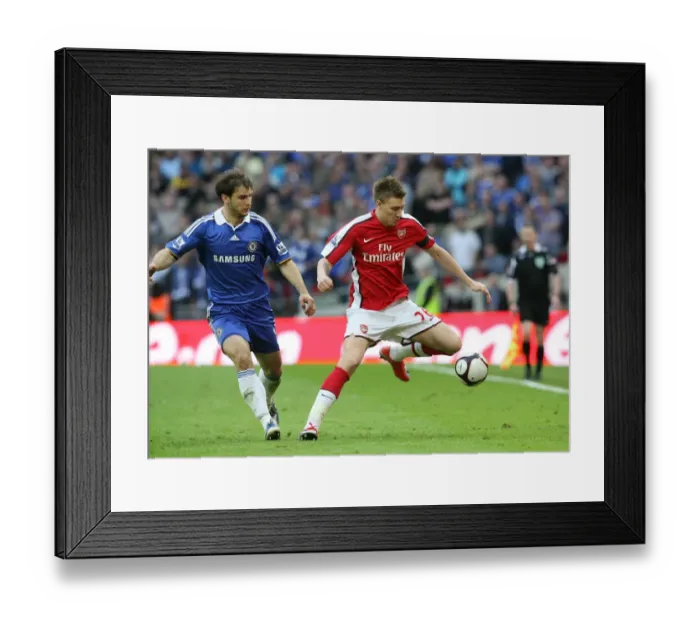 Framed Print : Arsenal's Bendtner vs. Ivanovic: A Rivalry Unfolded in the FA Cup Semi-Final at Wembley, 2009 (Arsenal 1:2 Chelsea)