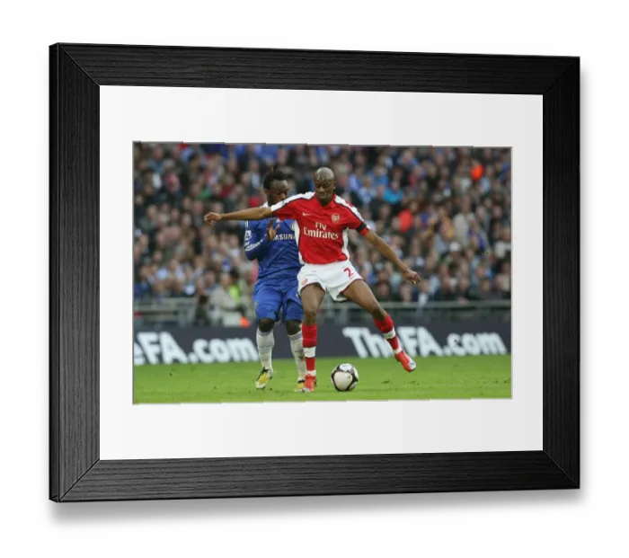 Framed Print : Clash of Midfield Titans: Arsenal's Abou Diaby vs Chelsea's Michael Essien, FA Cup Semi Final, Wembley Stadium, 2009