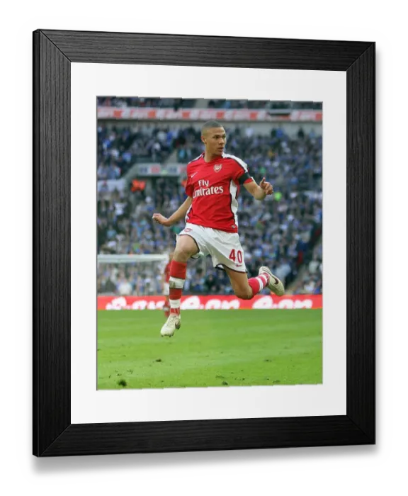 Framed Print : Kieran Gibbs in Action: Arsenal vs. Chelsea FA Cup Semi-Final at Wembley Stadium, 2009 Framed Print : Kieran Gibbs in Action: Arsenal vs. Chelsea FA Cup Semi-Final at Wembley Stadium, 2009
