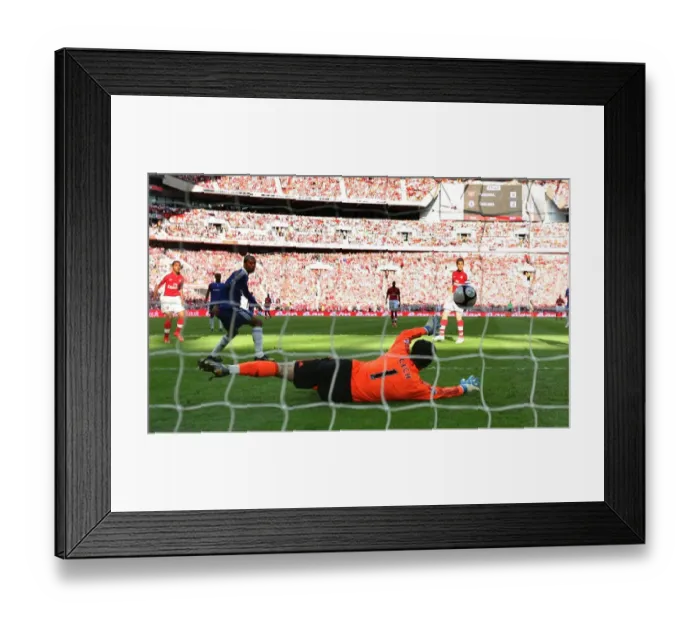 Framed Print : Theo Walcott Scores Stunner Past Petr Cech in FA Cup Semi-Final: Arsenal 1-2 Chelsea Framed Print : Theo Walcott Scores Stunner Past Petr Cech in FA Cup Semi-Final: Arsenal 1-2 Chelsea