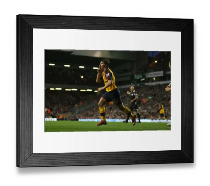 Framed Print : Arshavin's Thrilling Debut Goal: Arsenal 4-4 Liverpool (2009)