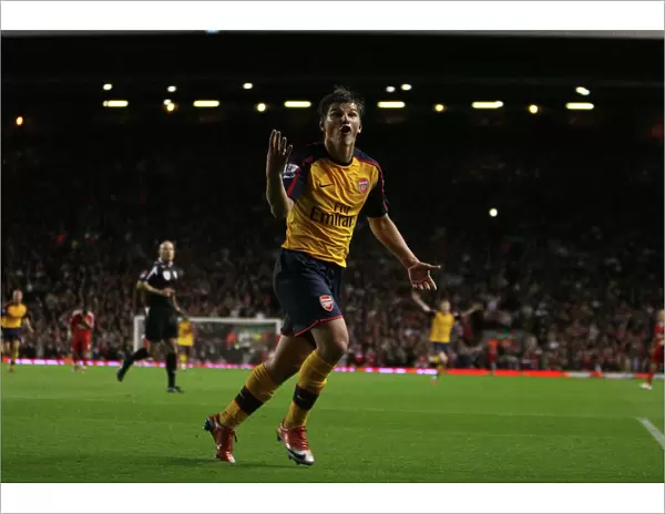 Arshavin's Game-Changing Goal: Arsenal vs. Liverpool, 4-4