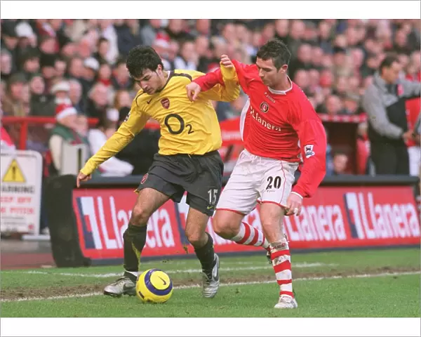 Cesc Fabregas (Arsenal) Bryan Hughes (Charlton). Charlton Athletic 0: 1 Arsenal