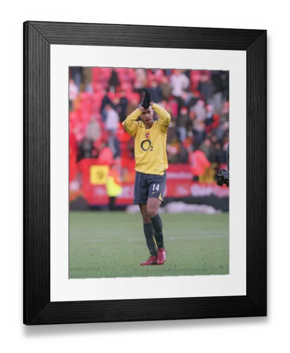 Framed Print : Thierry Henry (Arsenal) claps the fans at the end of the match Framed Print : Thierry Henry (Arsenal) claps the fans at the end of the match