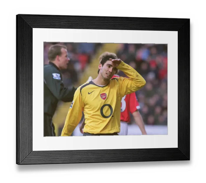 Framed Print : Jose Reyes (Arsenal). Charlton Athletic 0: 1 Arsenal. FA Premiership