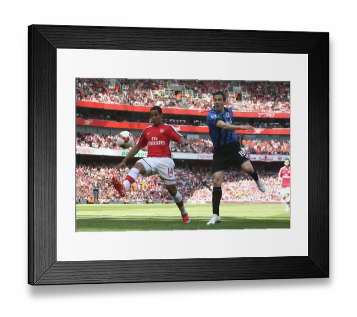 Framed Print : Theo Walcott's Brace Leads Arsenal to 2-0 Victory over Middlesbrough in Premier League