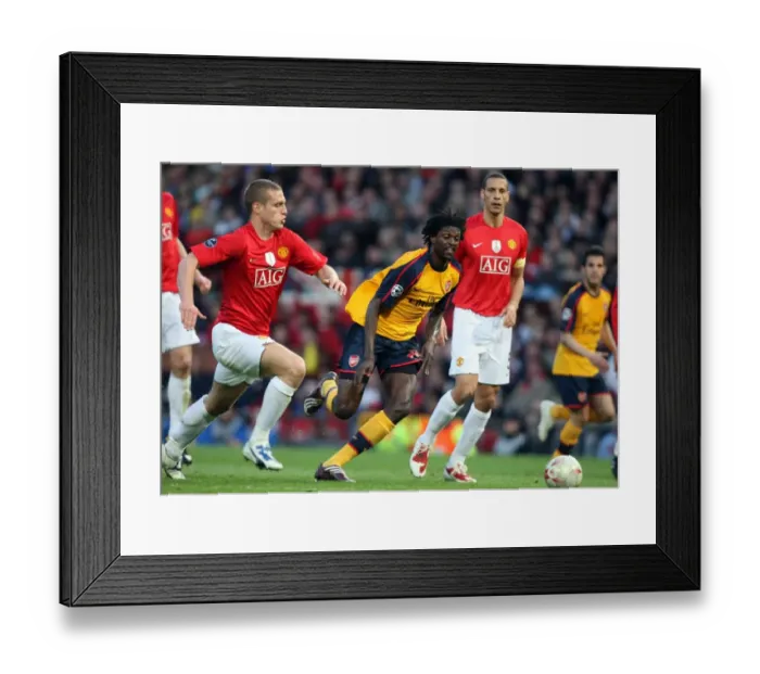 Framed Print : Emmanuel Adebayor (Arsenal) Nemanja Vidic and Rio Ferdinand (Man Utd) Framed Print : Emmanuel Adebayor (Arsenal) Nemanja Vidic and Rio Ferdinand (Man Utd)