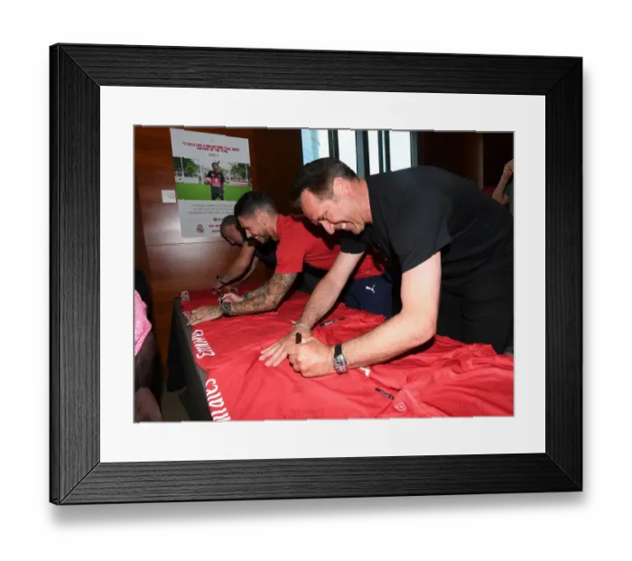 Framed Print : David Seaman at Arsenal FC Legends Clash against Real Madrid Legends in Madrid (2018) Framed Print : David Seaman at Arsenal FC Legends Clash against Real Madrid Legends in Madrid (2018)