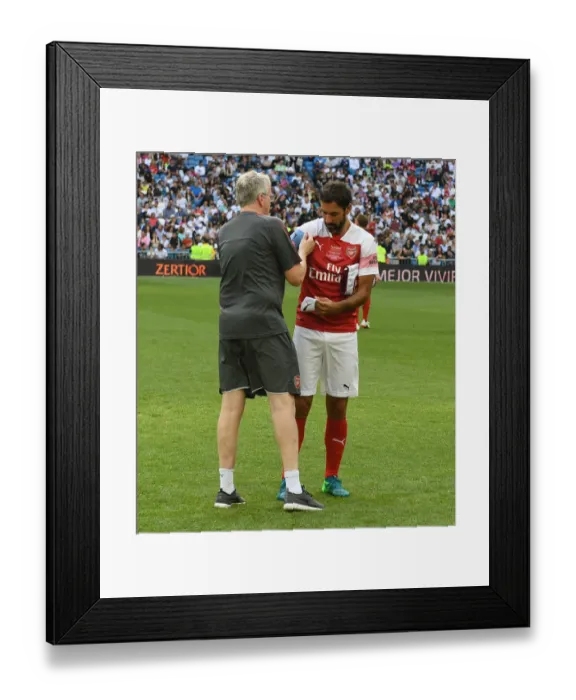 Framed Print : Arsenal Legends vs Real Madrid Legends: A Legendary Clash at Bernabeu (2018-19) Framed Print : Arsenal Legends vs Real Madrid Legends: A Legendary Clash at Bernabeu (2018-19)