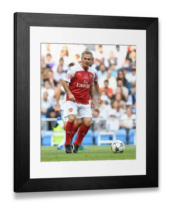 Framed Print : Anders Limpar at Bernabeu: Arsenal Legends vs. Real Madrid Legends - A Clash of Football Greats (2018-19)