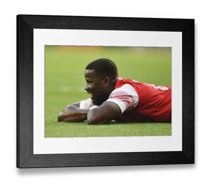 Framed Print : Arsenal Legends vs Real Madrid Legends: A Legendary Clash at Bernabeu (2018-19) Framed Print : Arsenal Legends vs Real Madrid Legends: A Legendary Clash at Bernabeu (2018-19)