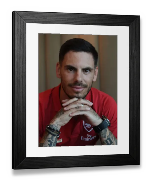 Framed Print : Jeremie Aliadiere: Arsenal Legend Faces Real Madrid Legends at Bernabeu Framed Print : Jeremie Aliadiere: Arsenal Legend Faces Real Madrid Legends at Bernabeu