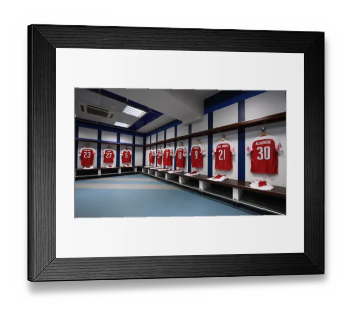 Framed Print : Arsenal FC: Backstage at the Real Madrid Changing Room (2018-19)