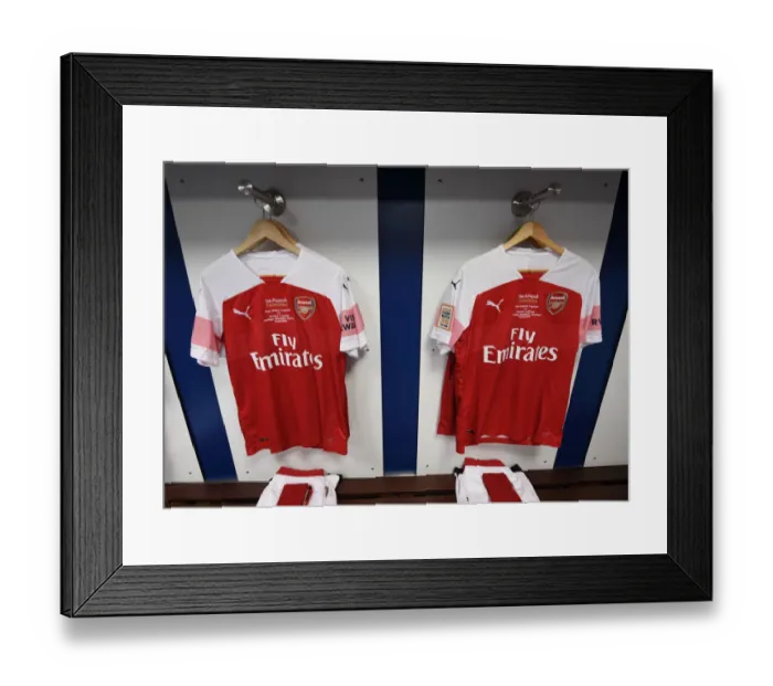 Framed Print : Arsenal at Real Madrid: A Glimpse into the Past - Arsenal Changing Room (Real Madrid Legends vs Arsenal Legends, 2018) Framed Print : Arsenal at Real Madrid: A Glimpse into the Past - Arsenal Changing Room (Real Madrid Legends vs Arsenal Legends, 2018)