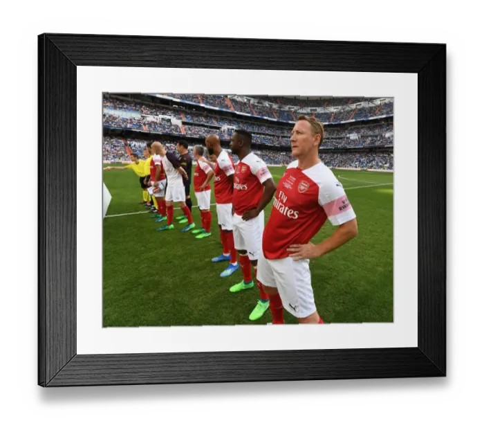 Framed Print : Arsenal vs Real Madrid Legends Clash: A Tribute to Football Greats (2018-19) Framed Print : Arsenal vs Real Madrid Legends Clash: A Tribute to Football Greats (2018-19)