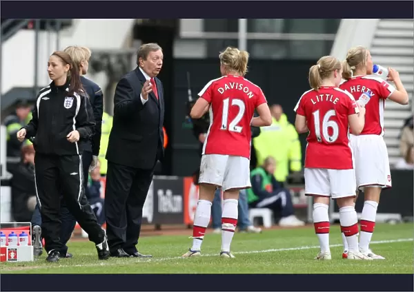 Vic Akers Arsenal Ladies Manager talks to Gemma Davison