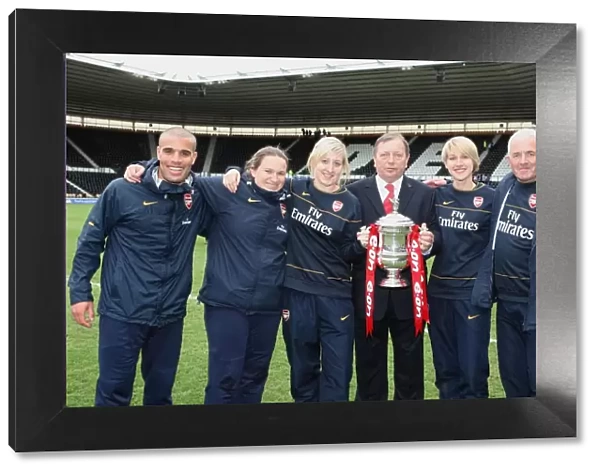 Vic Akers the Arsenal Ladies Manager with his coaching