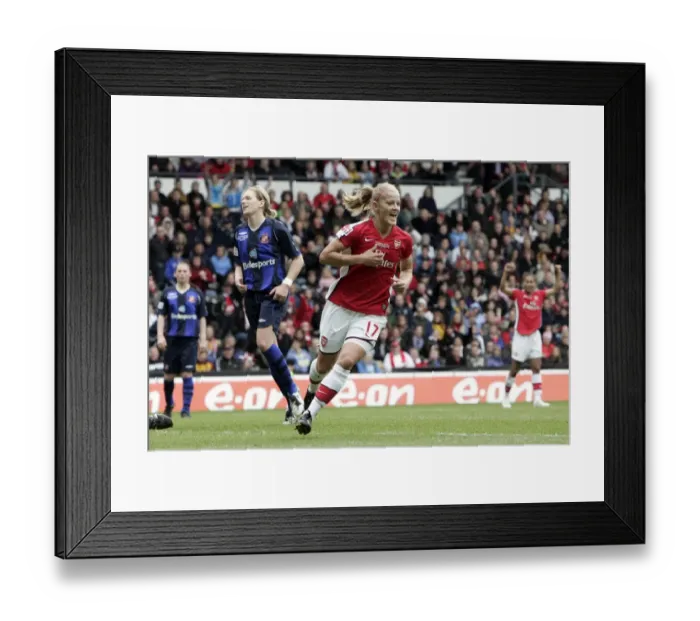 Framed Print : Katie Chapman celebrates scoring Arsenals 1st goal