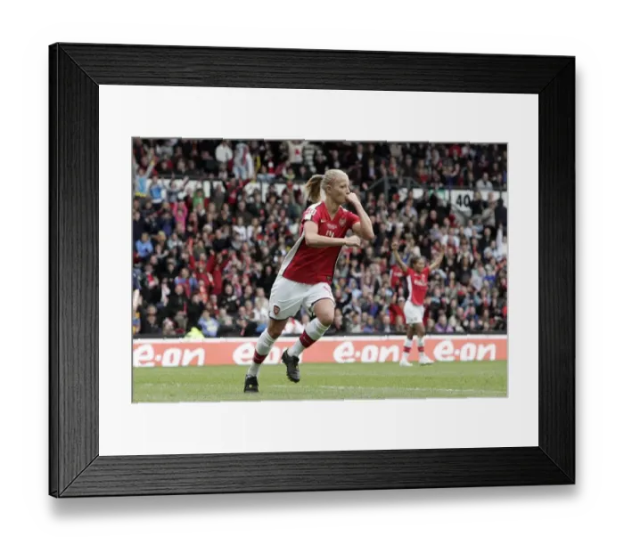 Framed Print : Arsenal Ladies FA Cup Triumph: Katie Chapman's Game-Winning Goal (1:1 Sunderland WFC, Pride Park, 2009)