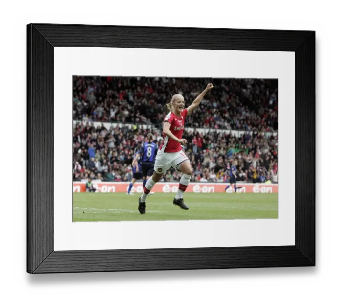 Framed Print : Arsenal Ladies FA Cup Triumph: Katie Chapman Scores the Winning Goal (April 5, 2009)