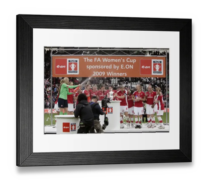 Framed Print : Arsenal Ladies Celebrate Framed Print : Arsenal Ladies Celebrate